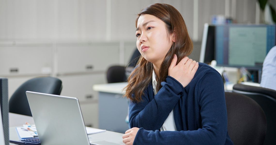 10 Causes of Shoulder Pain And How to Identify