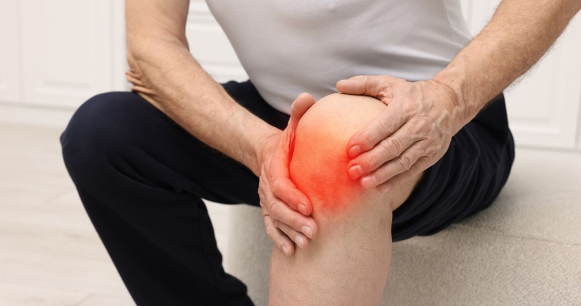Knee Injuries Explained: Difference Between a Strain, Sprain & Tear