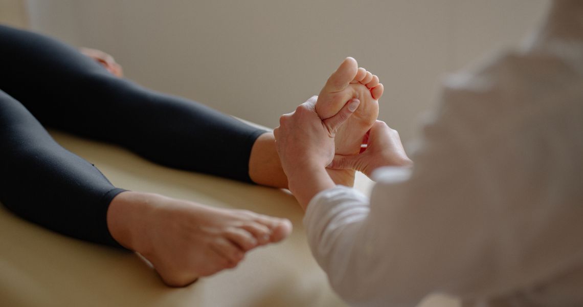 Why Are My Feet and Hands Always Cold? Uncovering the Link to Diabetes